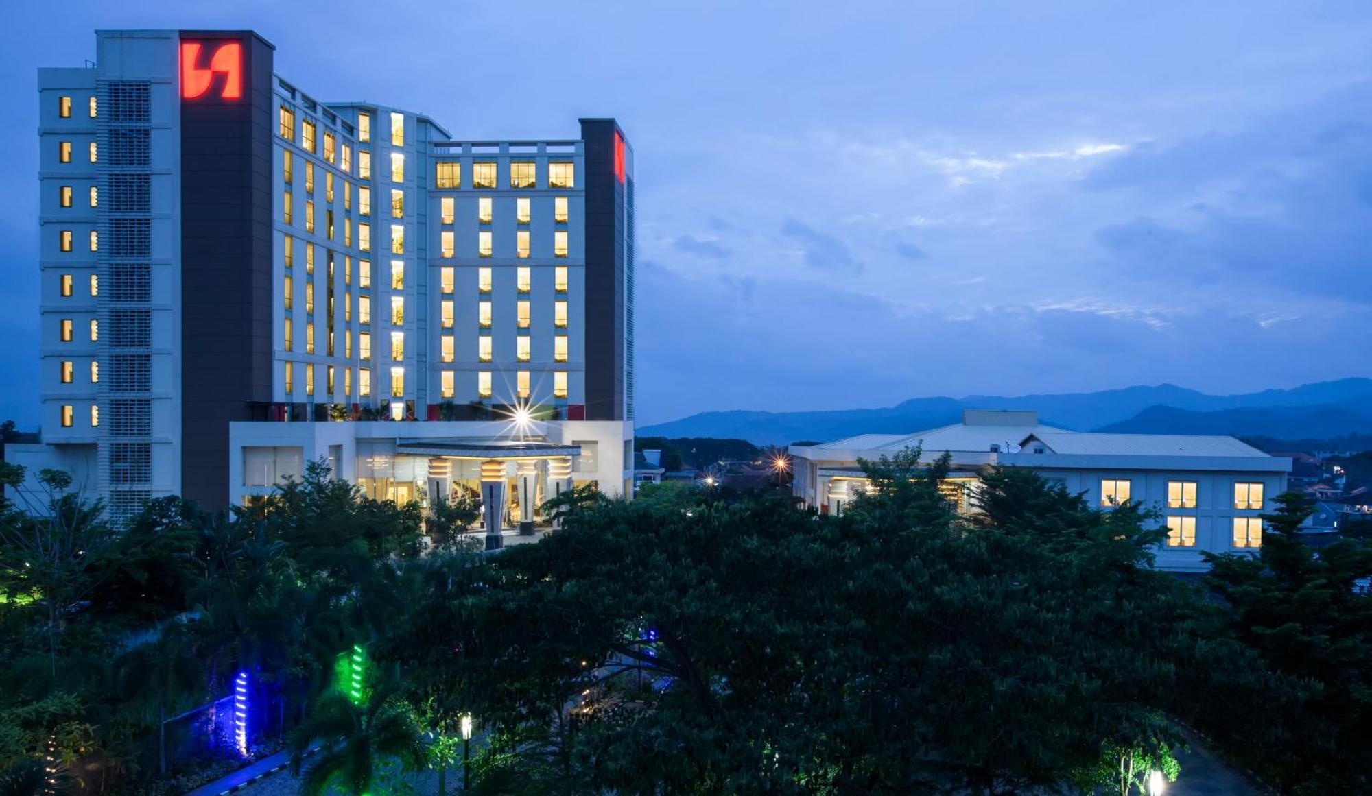 Swiss-Belhotel Lampung Bandar Lampung Exteriér fotografie